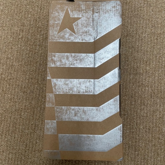 Golden Goose Women's Sneakers with Pink Star - Picture 6 of 6